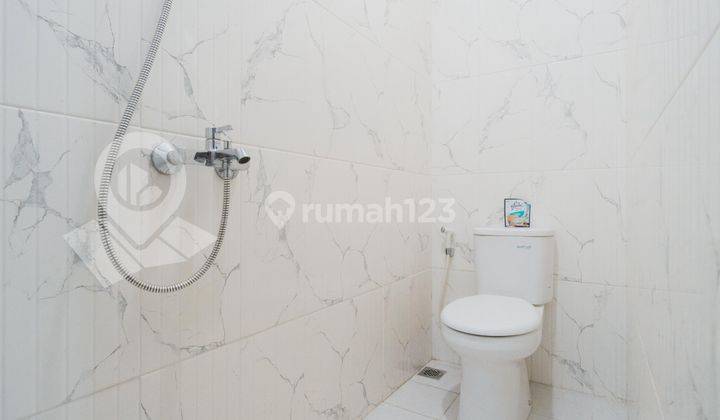 Rumah Siap Huni 2 Lantai Di Bsd Tangerang Modern Tropis 2