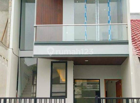 Dijual Rumah Bangunan Baru Lokasi Seberang Hypermart Melati Mas  1