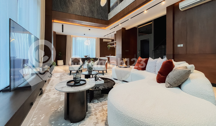 Rumah Modern dan Megah Dilengkapi dengan Lift, Rumah 3 Lantai The Spring Cluster Heron Ardea Gading Serpong 2