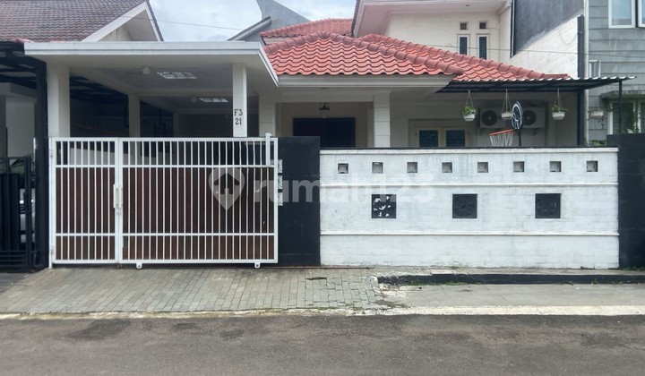 Two-Story House in BSD Kencana Loka, Flood-Free Near KRL Station. Two-Story House in BSD Kencana Loka, Flood-Free Near KRL Station.
