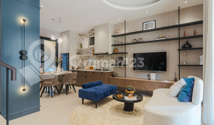 Strategic 3-Story House Only 1km From AEON Mall BSD City, Semi-Furnished Smarthome in Citragarden Serpong.