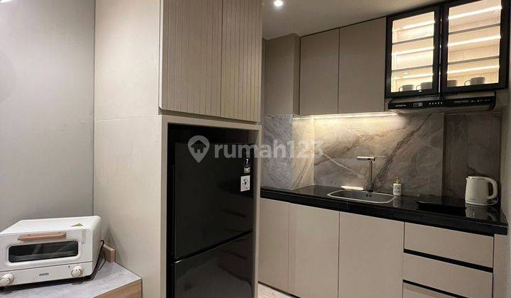 Jual Apartemen Landmark Residence 2BR Full Furnished Mewah & Baru 2