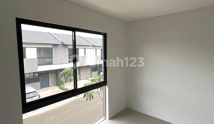 Rumah Siap Huni 2Lantai Dekat Akses Tol, Dekat Mall Sumarecon dan Dekat dengan Universitas