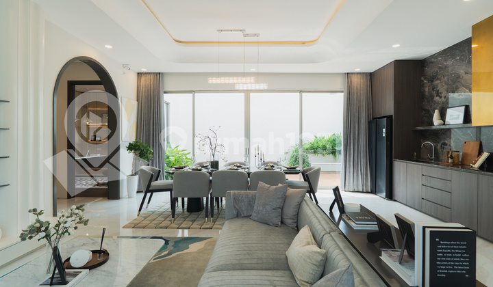 Rumah Super Mewah Design Minimalis Modern Selangkah ke Stasiun Cisauk dan Toll BSD