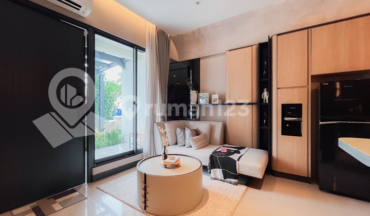 Rumah  Siap Huni 3Lantai Dengan Attic Room Di Gading Serpong  2