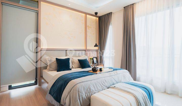 Hunian Modern Luxury Paramount Petal 2 Lantai 3 Kamar Tidur  2