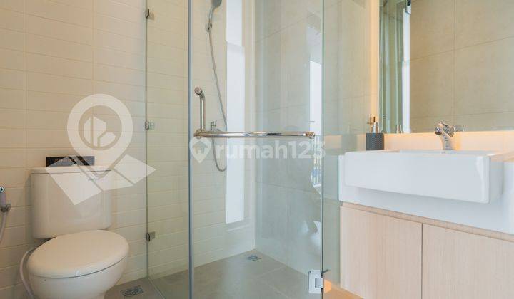 Rumah Minimalis Modern Dekat Universitas Binus 2