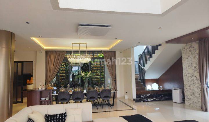 Rumah Mewah 3 Lantai 5 Kamar Dekat Toll Jakarta Merak 2