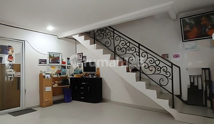 Rumah 3+1 Kt Hadap Timur Cluster Michelia Favorite Gading Serpong 2