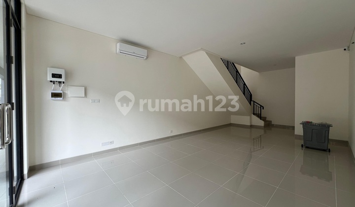 New 2-Storey Shop House in HAMPTON Near Black Owl & Gading Serpong Toll Road New 2-Storey Shop House in HAMPTON Near Black Owl & Gading Serpong Toll Road