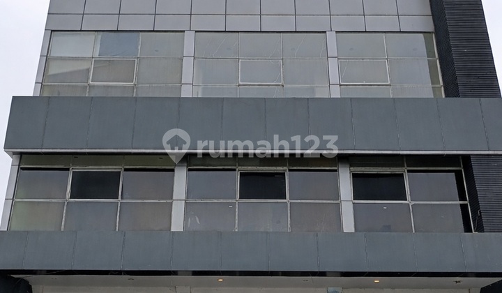 Ruko Gandeng Besar Serpong Ry Parkir Luas Cocok Usaha Skala Besar