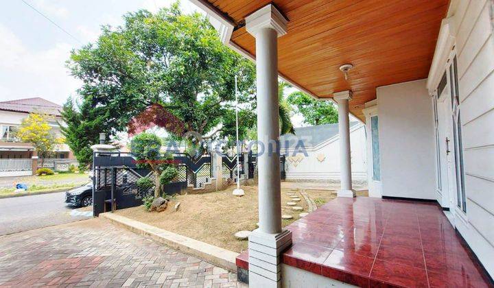 Disewakan Rumah Mewah di Jalan Utama Araya, Bisa untuk Cafe  Kantor 2