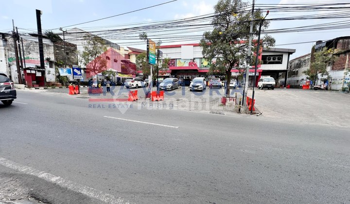 Affordable Strategic SHM Shop House in Malang City 2