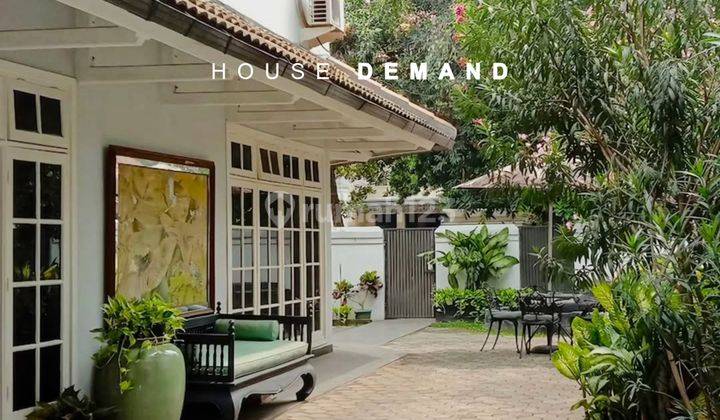 For Sale Rumah Siap Huni Cipete, 2 Lantai Dan Hook, Halaman Luas Lokasi Tenang Dan Asri 1