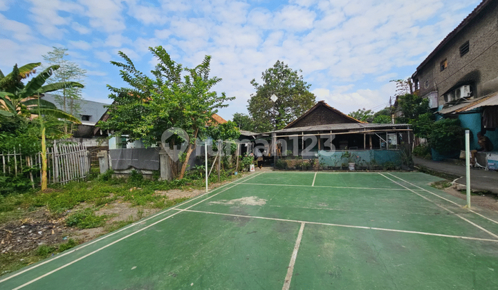 Large Land in Cakung, East Jakarta