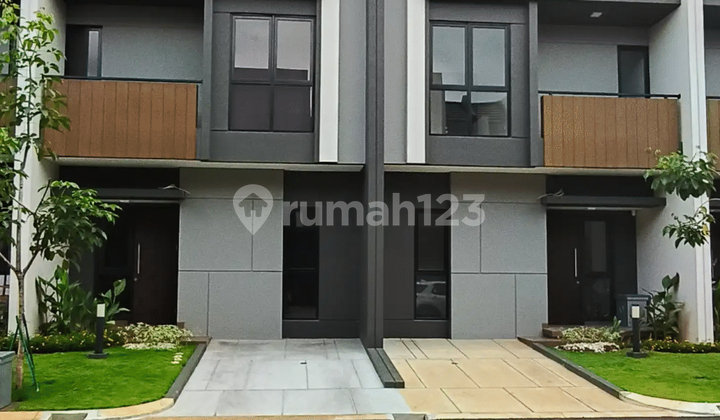 Rumah 2 Lantai Di Cluster Regia Summarecon Crown Gading Bekasi Nego Sampai Jadi