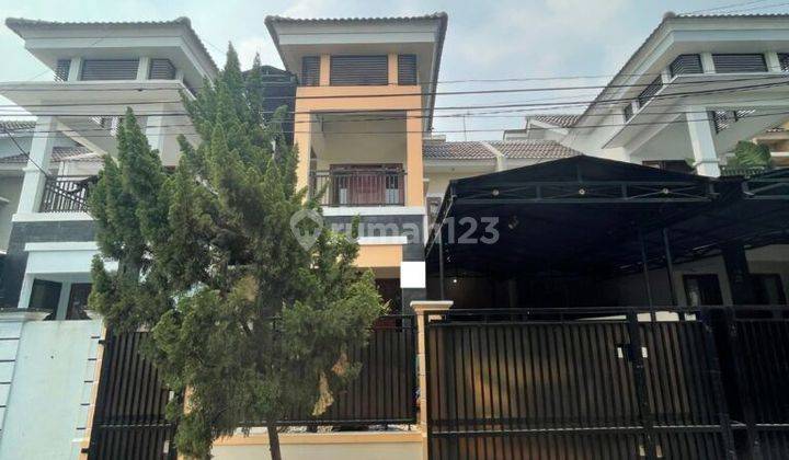 Rumah Cantik Minimalis Dijual Di Villa Galaxy Dekat Dengan Mall Grand Galaxy Park Bekasi 1