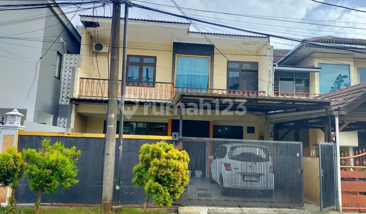 Rumah di Taman Pulo Indah Jakarta Timur Rumah di Taman Pulo Indah Jakarta Timur