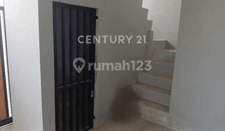 Rumah Siap Huni Padat Penduduk Lingkungan Nyaman 2