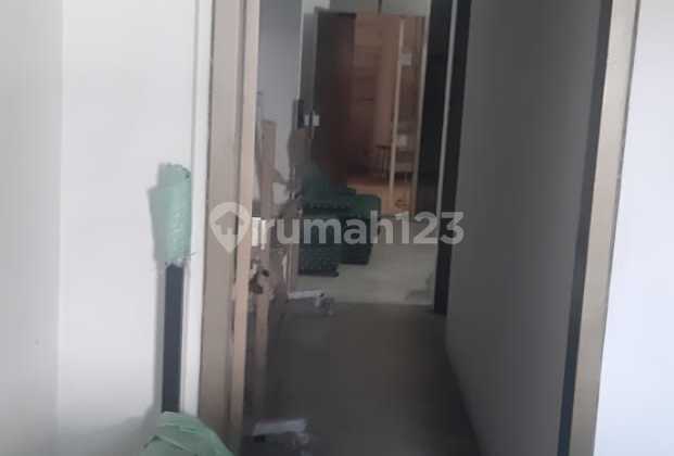 Commercial and Highly Strategic Shop House in the Center of Tegal City 2