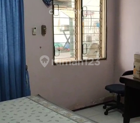 Rumah Nyaman Kokoh Siap Huni di Surabaya