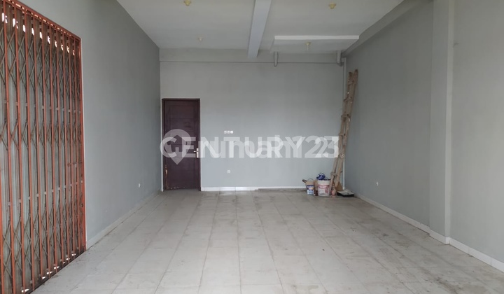 Dwika Nirmala Shop House on Jl. Kolonel Sudiarto Block B