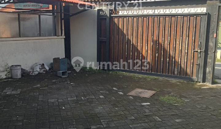 Active Boarding House 14 Doors with Ensuite Bathroom in Tegal City. 2