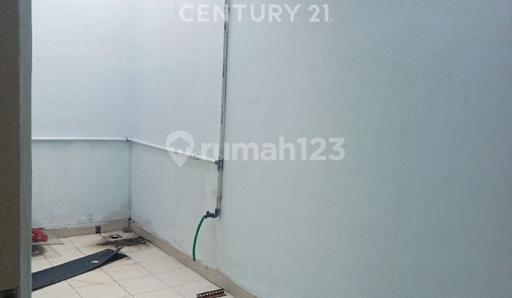 Two-Story Shop House Strategic Location in Tegal City Two-Story Shop House Strategic Location in Tegal City