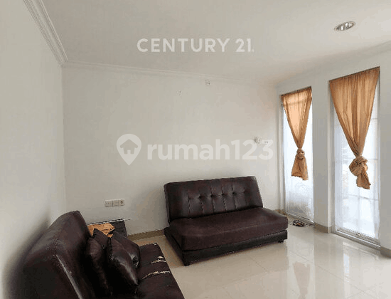 2-Story House in a Comfortable and Safe Environment 2-Story House in a Comfortable and Safe Environment