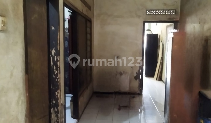 Rumah Lokasi Strategis Di Pinggir Jalan Raya Rumah Lokasi Strategis Di Pinggir Jalan Raya