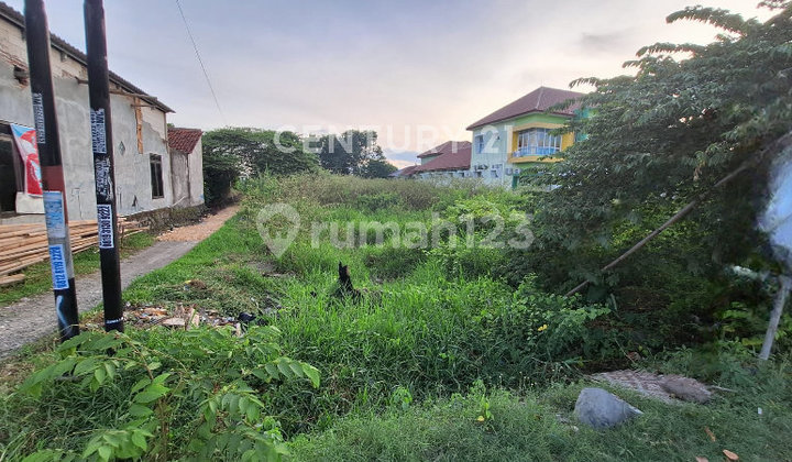 Tanah Komersial Luas Cocok Untuk Usaha  
