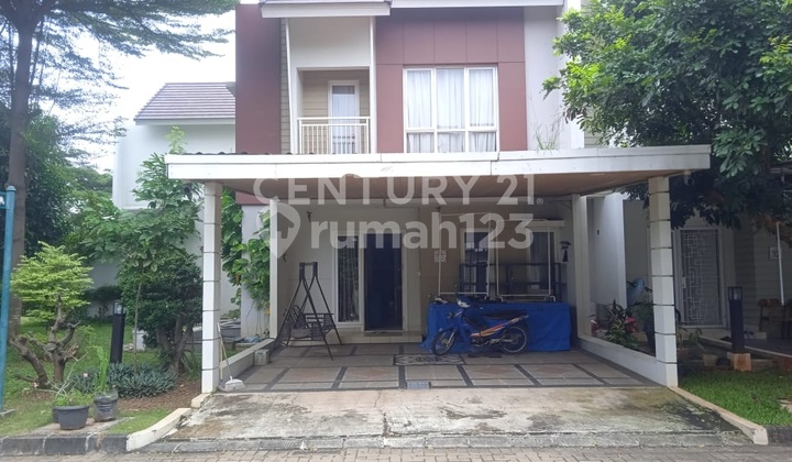 Rumah 3 Lantai Nyaman Siap Huni di Summarecon Rumah 3 Lantai Nyaman Siap Huni di Summarecon
