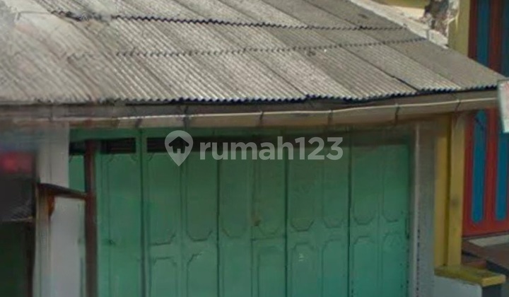 Rumah Lokasi Strategis Di Pinggir Jalan Raya Rumah Lokasi Strategis Di Pinggir Jalan Raya