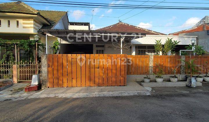 Rumah Siap Huni Nyaman Di Pinggir Jalan Raya 1