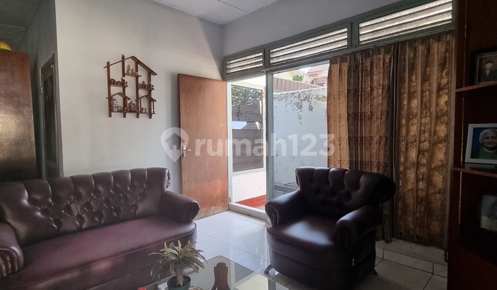 Rumah Tinggal Padat Penduduk di Kota Tegal 2