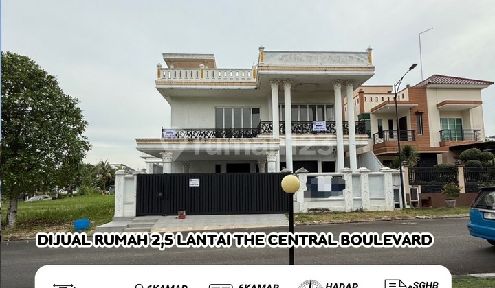 Dijual Cepat ‼️rumah Mewah 2.5lantai The Central Boulevard Ada Kolam Renang Pribadi Dijual Cepat ‼️rumah Mewah 2.5lantai The Central Boulevard Ada Kolam Renang Pribadi