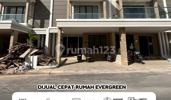 Dijual Cepat Rumah 2Lantai Evergreen Mitra Raya Dijual Cepat Rumah 2Lantai Evergreen Mitra Raya