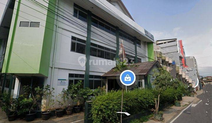 Gedung Komersial di Jalan Gunung Sahari  Jakarta Pusat 1