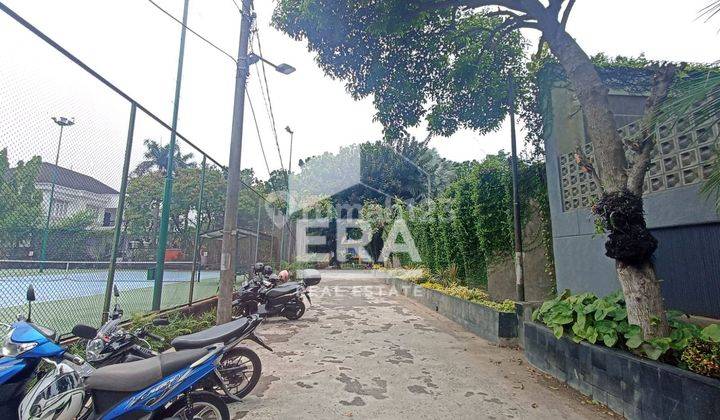 Rumah Tua di Kemang Utara  dibawah Pasaran jalan Private 2