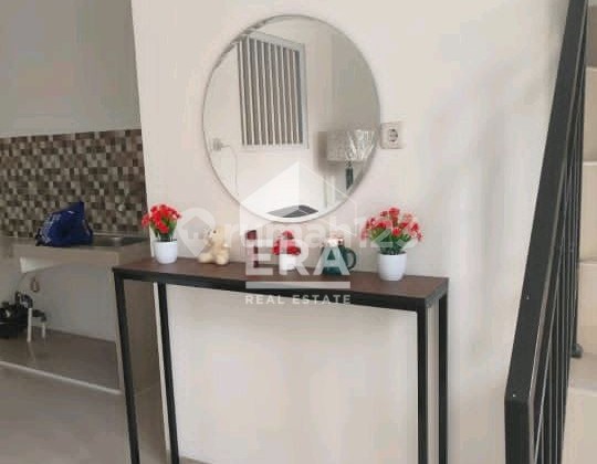 Rumah Strategis Kelapa Gading 1,8M 2lt depan taman jalan 2 mobil 2