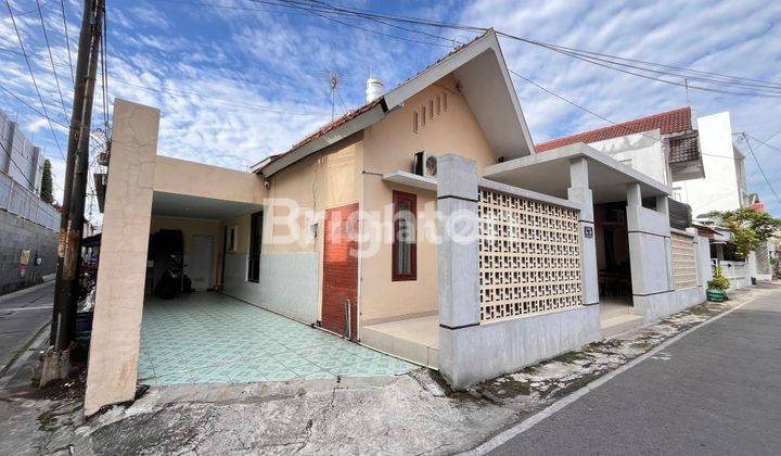 RUMAH CANTIK SIAP HUNI TENGAH KOTA  KAMPUNG BARU 1