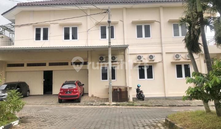 Exclusive Boarding House in a Safe and Quiet Neighborhood 1