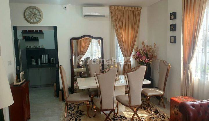 RUMAH DOUBLE DECKER 3 LANTAI SIAP HUNI FULL FURNISHED 2