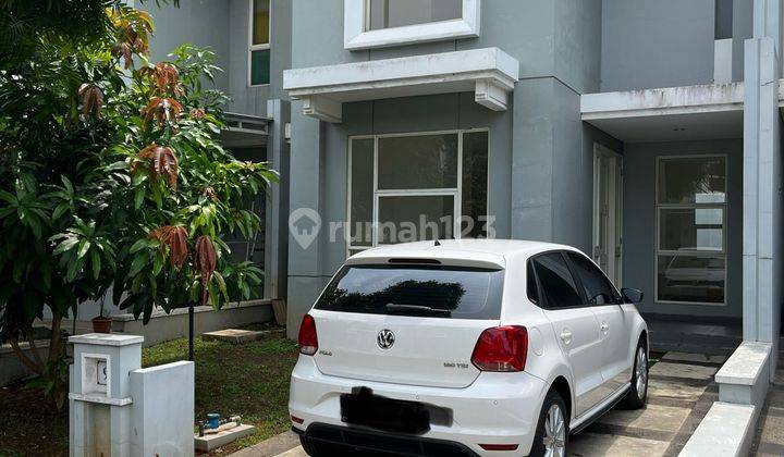 RUMAH 2 LANTAI TERAWAT DAN BERSIH SERTA LINGKUNGAN ASRI 1