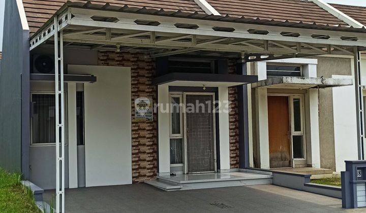 Rumah Luas Siap Huni Cocok Untuk Keluarga Baru 1