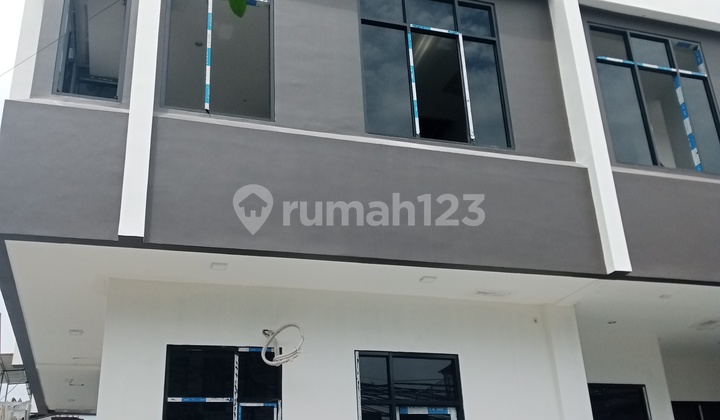 Ruko Mewah Premium di Pusat Kota Jakarta 2