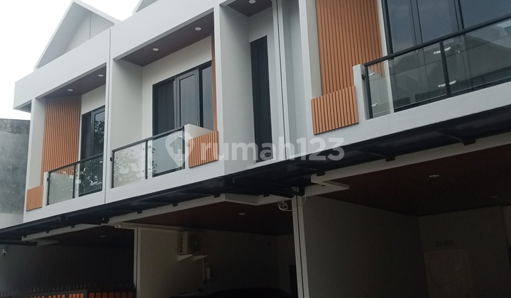 Rumah Mewah Dekat Rs Islam Jakarta Pusat
