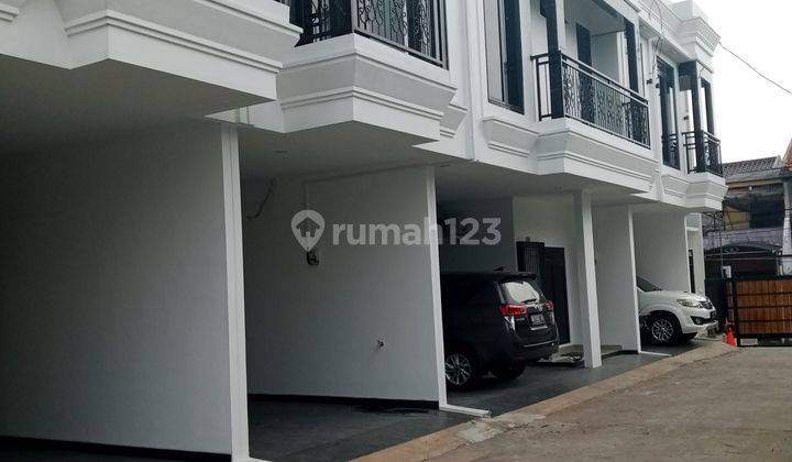 Rumah Murah Dekat Stasiun Jatinegara Jakarta Timur 2