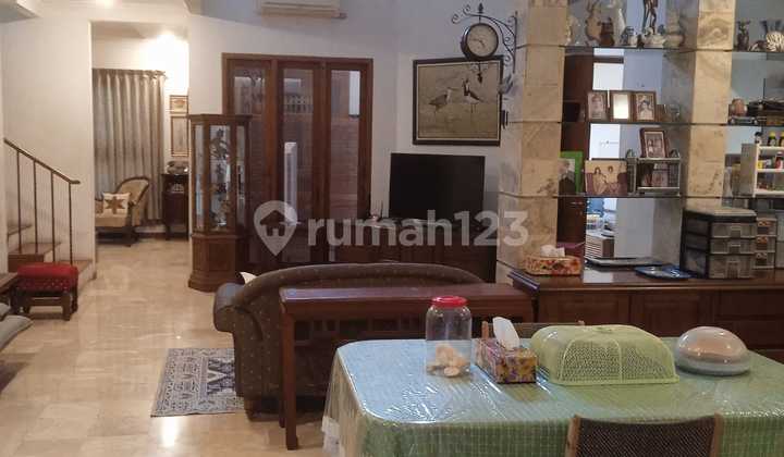 Dijual Rumah Dua Lantai Bebas Banjir Di Taman Rempoa Indah Ciputat Timur