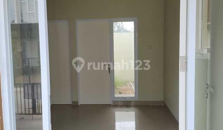 For Rent: Two-Story Minimalist House in Villa Dago Pamulang, Tangsel For Rent: Two-Story Minimalist House in Villa Dago Pamulang, Tangsel